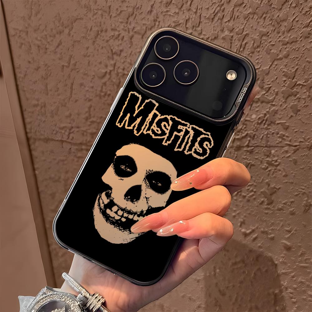 Misfits Phone Case For IPhone  - Phone Cases Bulk recension och pris